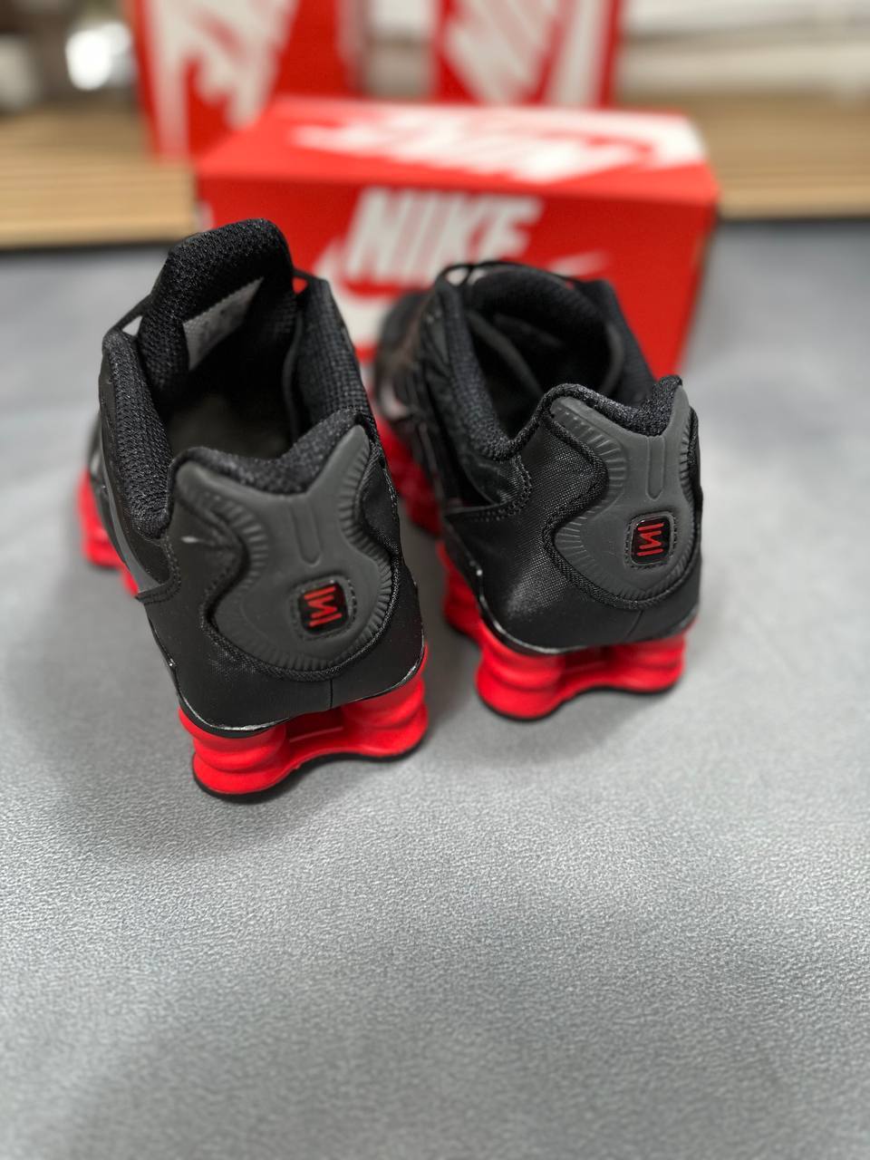 Nike Shox TL Skepta BLACK/METALLIC SILVER-UNIVERSITY RED Trainers  Sale UK