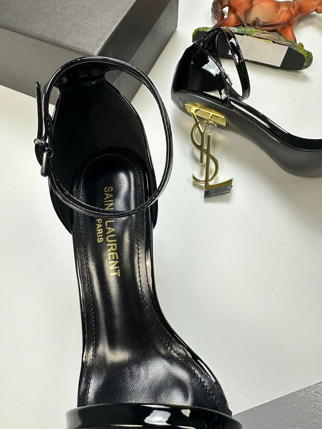 YSL Saint Laurent Women's Opyum Sandals Heels Shoes Gold Toned In Black Color Sale UK