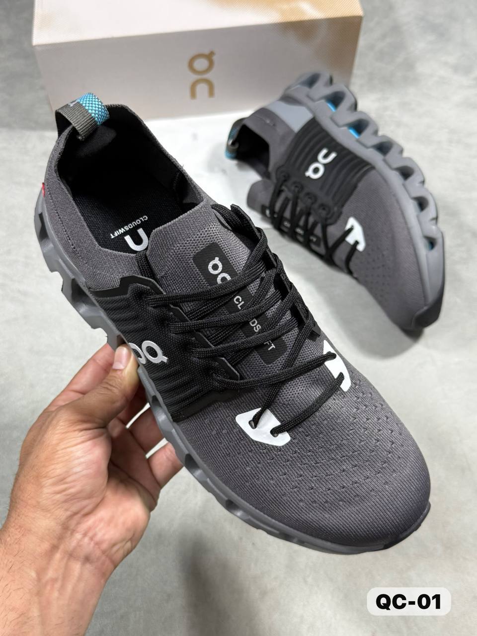 On CloudsWift 4 in Black & Grey AAA Quality UK Reps