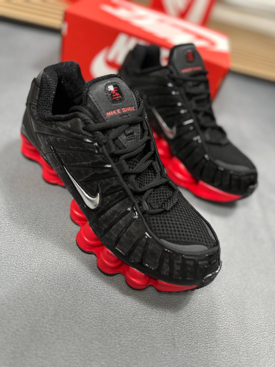 Nike Shox TL Skepta BLACK/METALLIC SILVER-UNIVERSITY RED Trainers  Sale UK