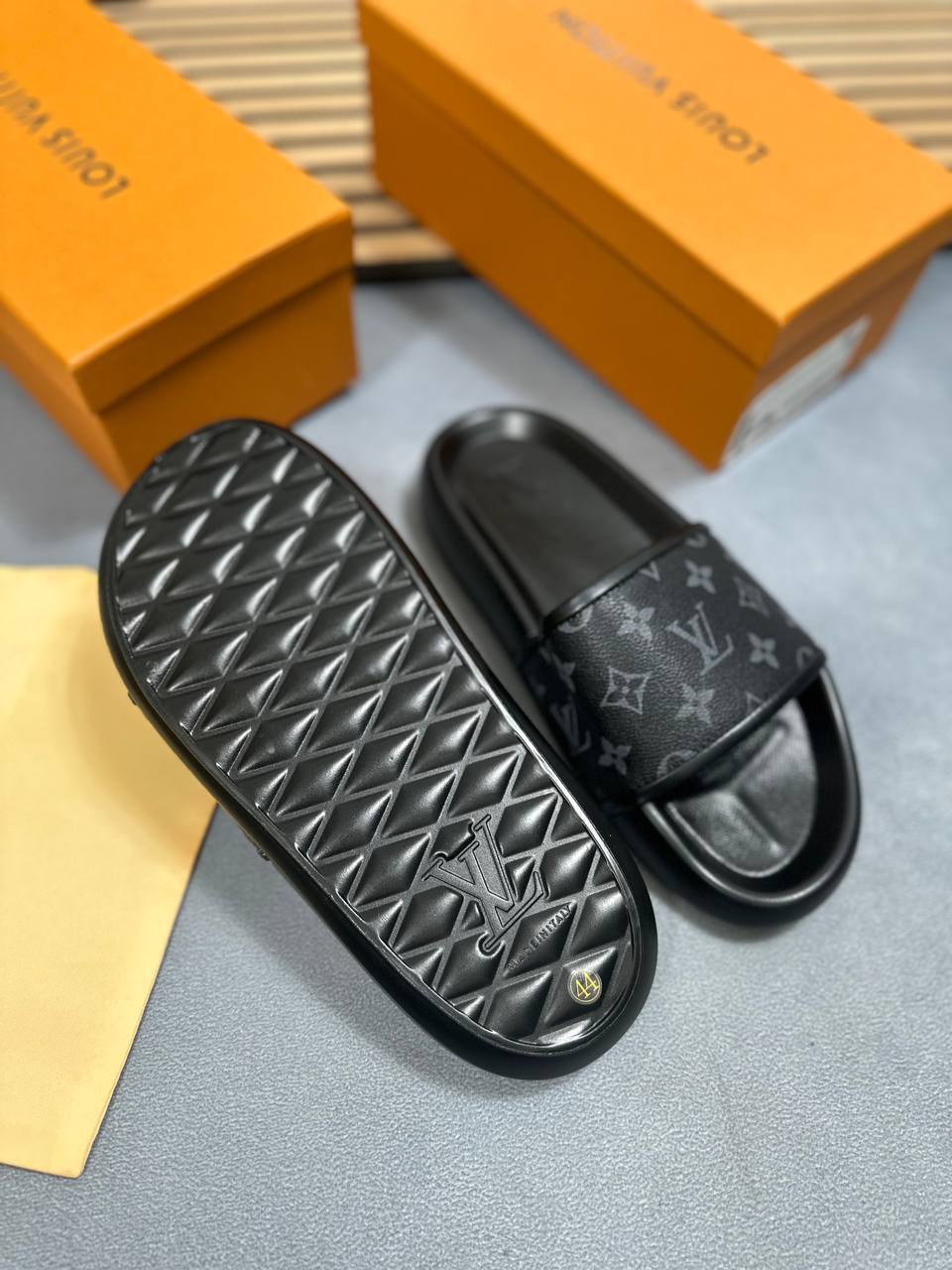 Louis Vuitton Waterfront sandals Monogram Eclipse Waterfront Rubber Flat Sandals For MEN Sale UK