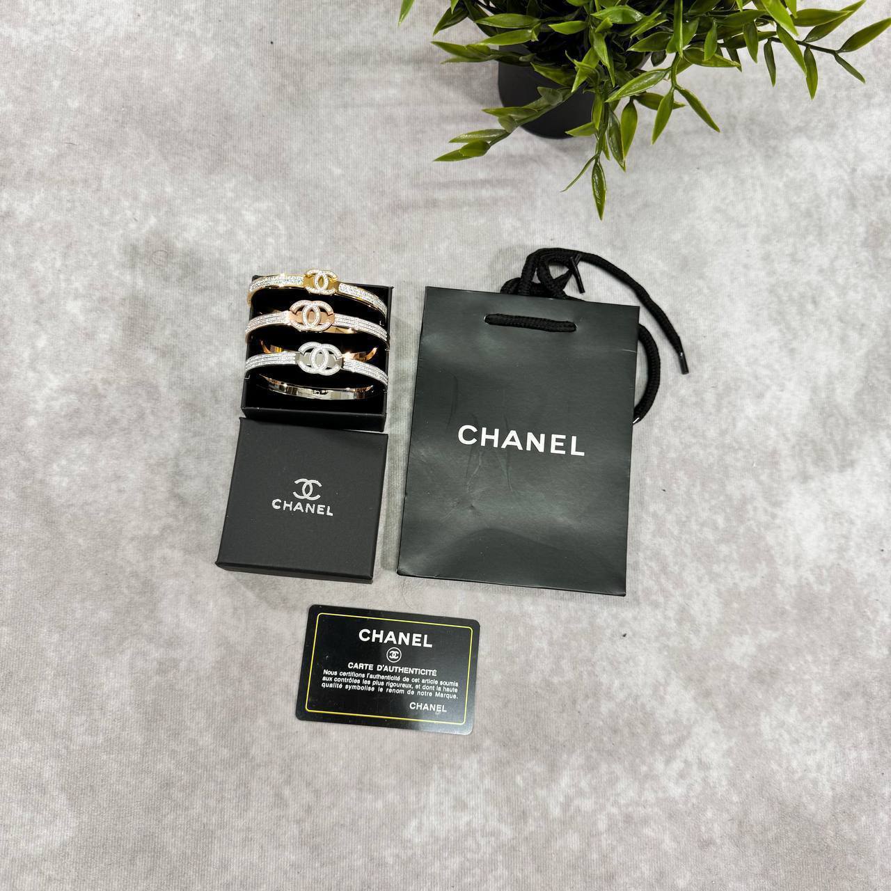 Chanel Logo Diamond Bracelet Interlocking-CC Fashion Women's in Multiple Colors UK Reps AAA Quality