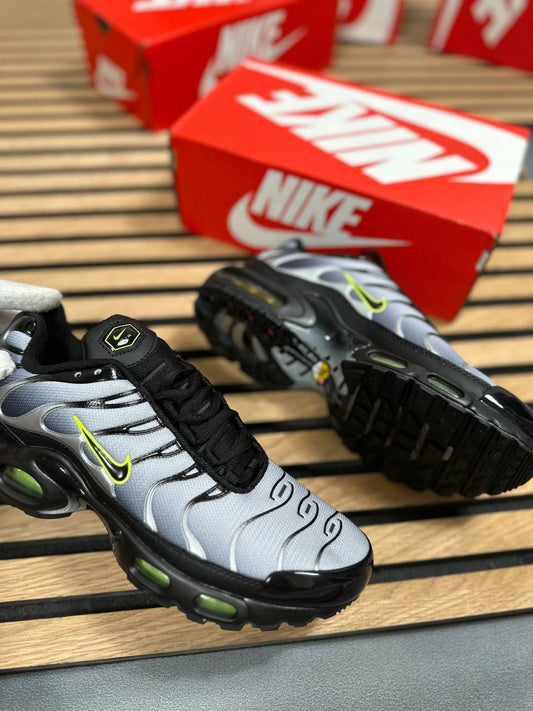 Nike Air Max Plus SE Iron Grey Men Rep Trainers Sale UK