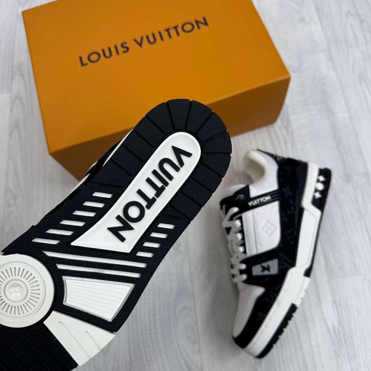 Louis Vuitton Denim Trainers Black shoe for MEN AAA Quality Reps Sale UK