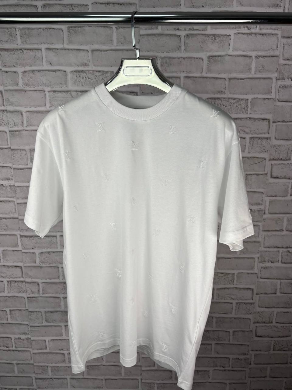 LOUIS VUITTON Embossed LV Replica T-shirt  ALL OVER LOGO Sale UK