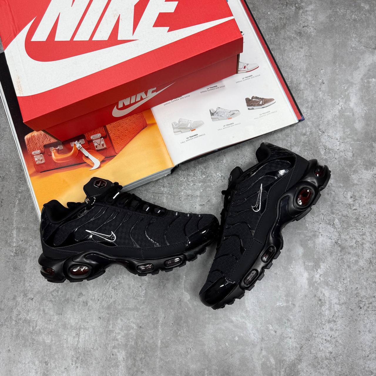 Nike TN Air Max Plus Tripple Black Mens Trainers Best Sale UK Reps AAA Quality