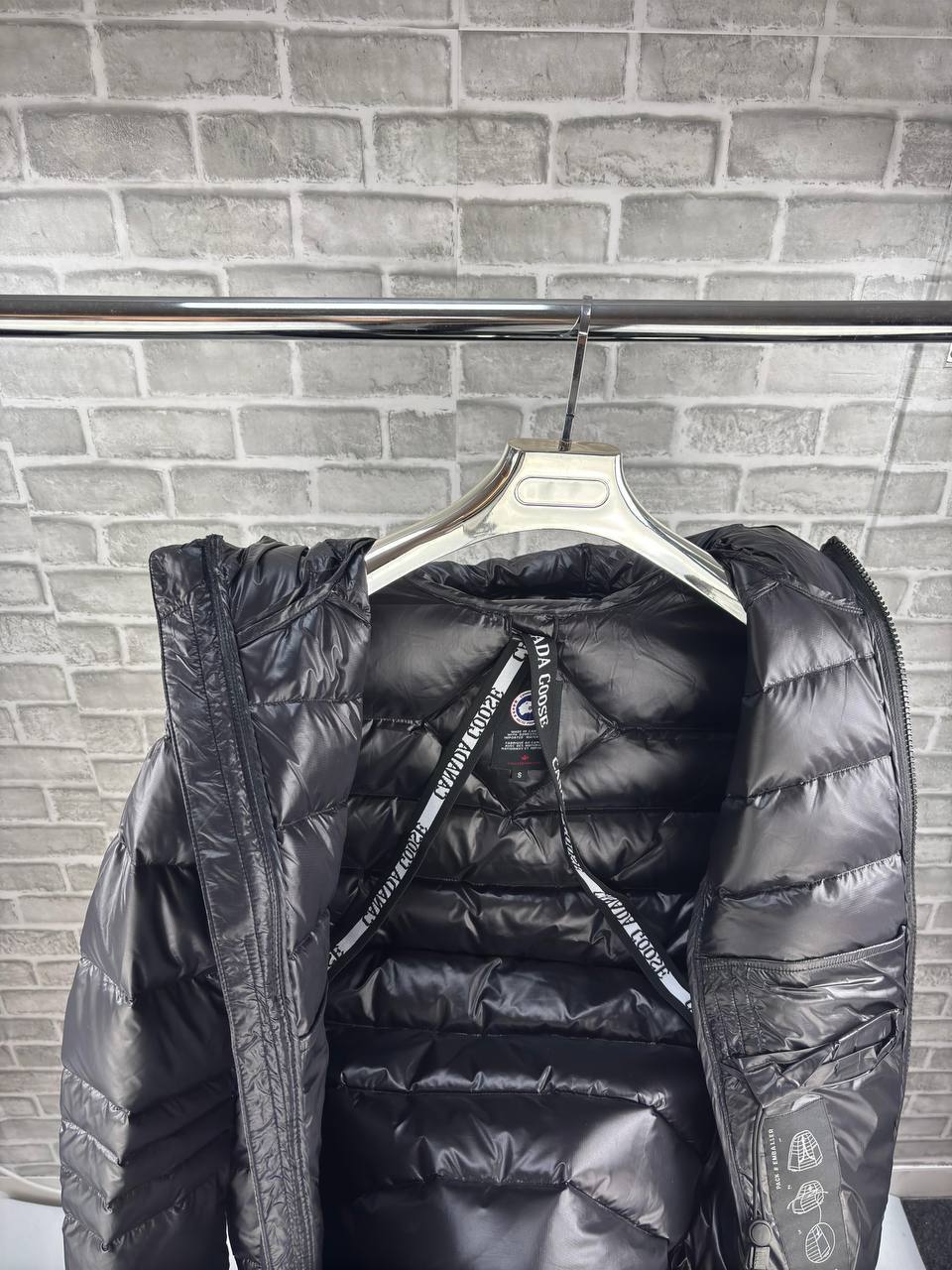 Canada Goose Crofton Men's Zip Hoodie Black Padded Mens Best Sale UK Reps AAA Quality