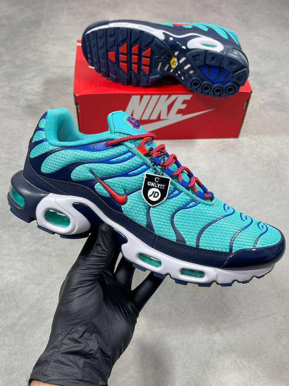 Nike Air Max Plus TN Hyper Jade / Flash Crimson Mens Trainers Best Sale UK Reps AAA Quality