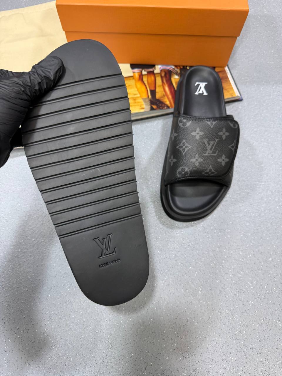 Louis Vuitton LV Black Sliders Fashion Items For Men Waterfront Best Sale UK Reps AAA Quality