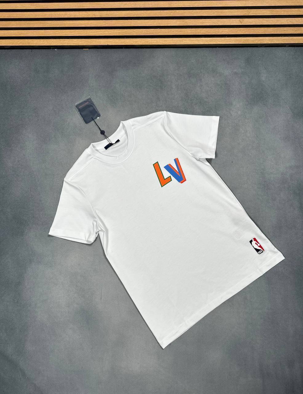 Louis Vuitton NBA White Logo T-Shirts Round Neck Mens in 2 Colors UK Reps AAA Quality