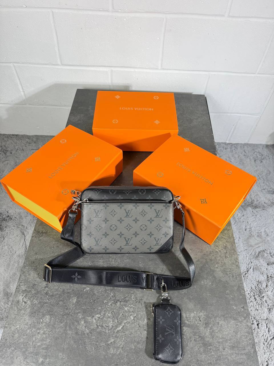 Louis Vuitton Noir Eclipse Monogram Trio Messenger Bags Mens UK Reps AAA Quality