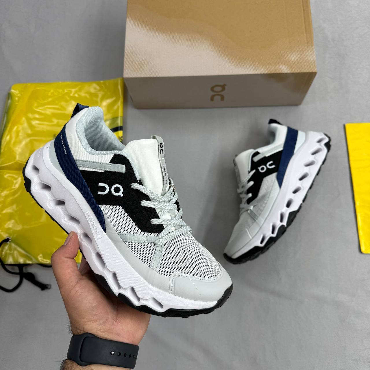 On Cloudmonster Road-Running Shoes Men's Trainers in Wolf Alloy Best Sale UK Reps AAA Quality