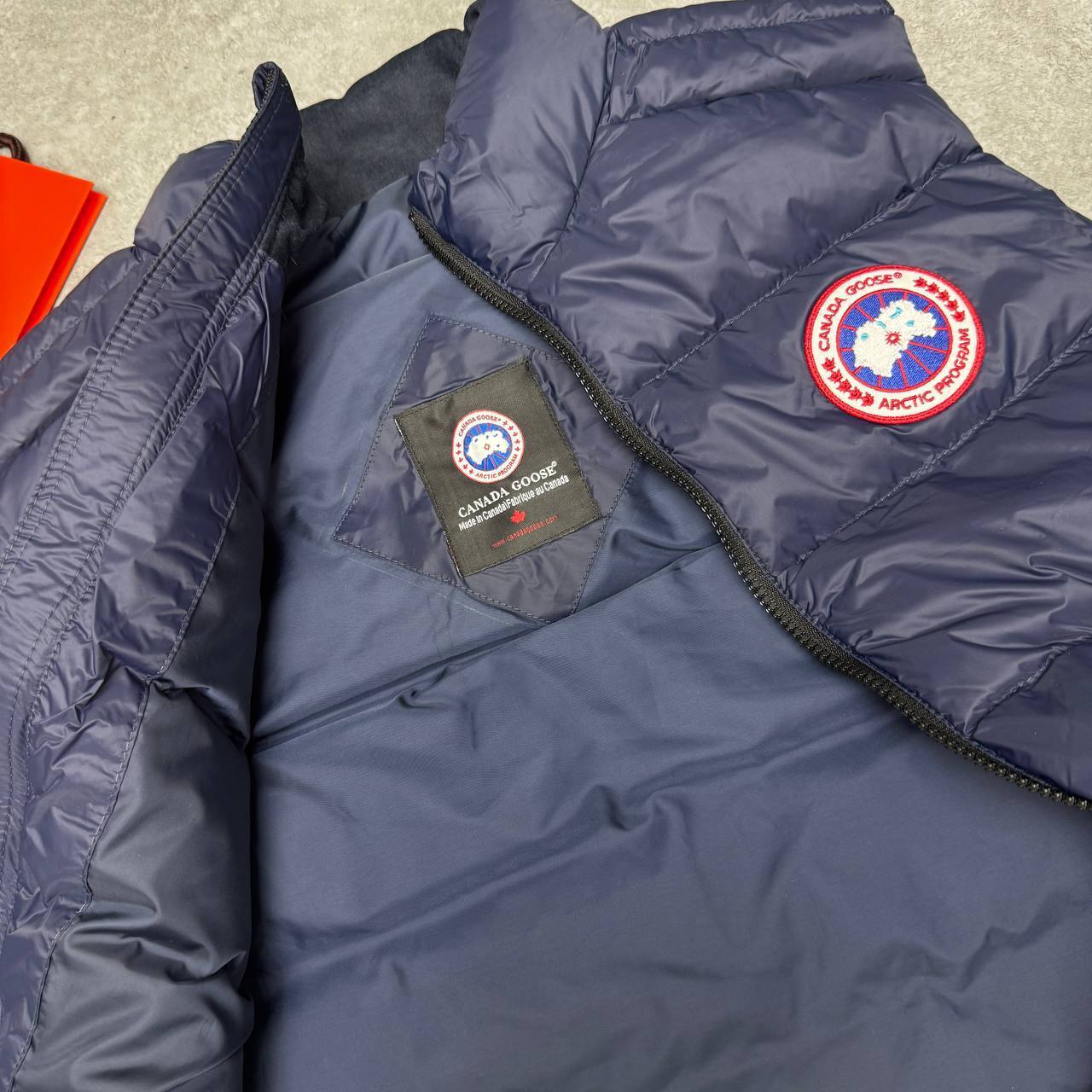 Canada Goose Puffer Crofton Vest Mens Gilets in Multiple Colors Best Sale UK Reps AAA Quality