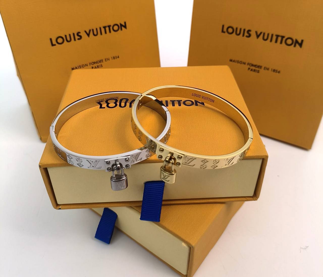 Louis Vuitton Bangle Fine Lock Bracelets Womens in 2 Colors UK Reps AAA Quality