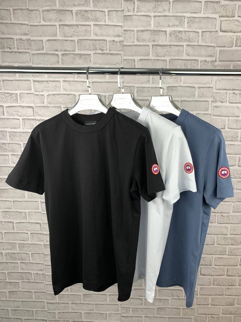 Canada Goose Short Sleeve Logo Patch T-Shirts Mens in Multiple Colors UK Reps AAA Quality