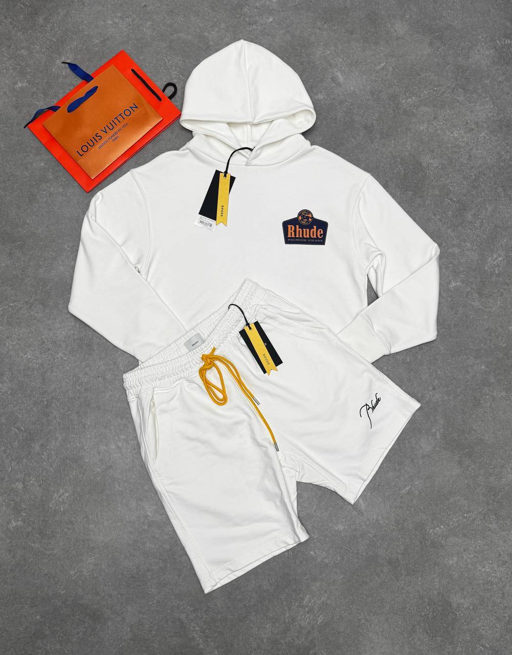 Rhude Grand Cru Crest Cigar Cotton Hoodie & Shorts Set Logo-Print Mens in Multiple Colors UK Reps AAA Quality