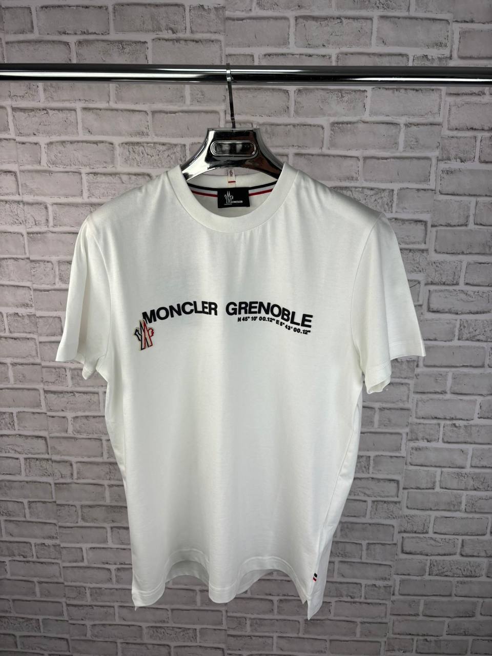 Moncler Grenoble Ivory Logo Cotton T-Shirts Mens in Multiple Colors UK Reps AAA Quality