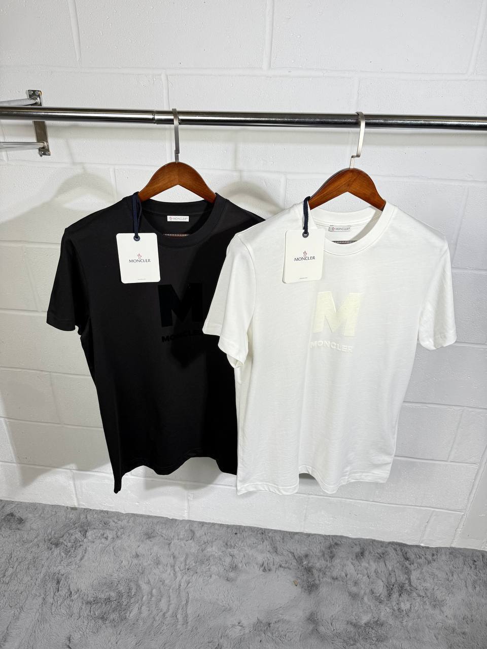 Moncler Men's Printed Logo T-Shirts in 2 Colors UK Reps AAA Quality