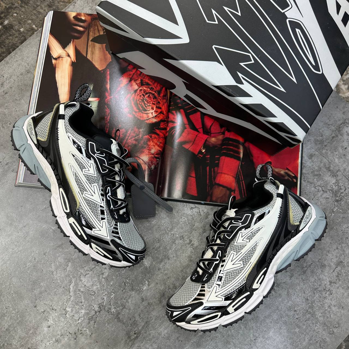 Off-White Men's Light Grey / Black Sneakers UK Reps Superclone Quality