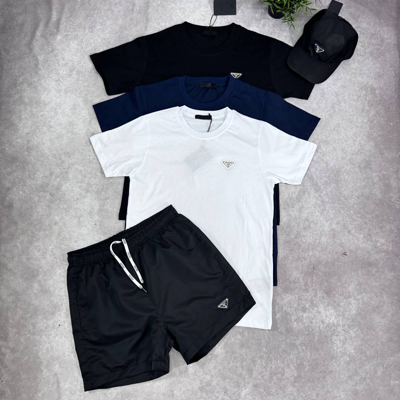 Prada Triangle Logo Short Sleeve T-Shirts & Shorts Set Mens UK Reps AAA Quality