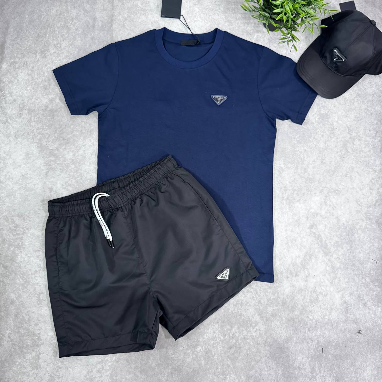 Prada Triangle Logo Short Sleeve T-Shirts & Shorts Set Mens UK Reps AAA Quality