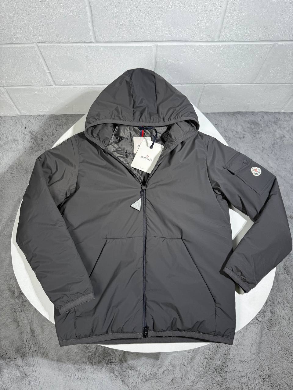 Moncler Puffer & Monteynard Down Jackets Men's in Multiple Colors UK Reps AAA Quality