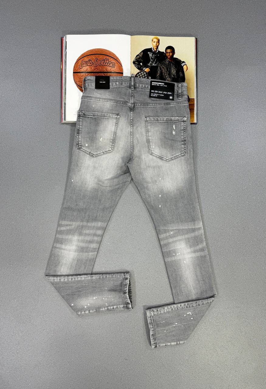 Dsquared2 Tidy Biker Mens Jeans Distressed Denim in 2 Colors Multiple Waist Sizes UK Reps AAA Quality