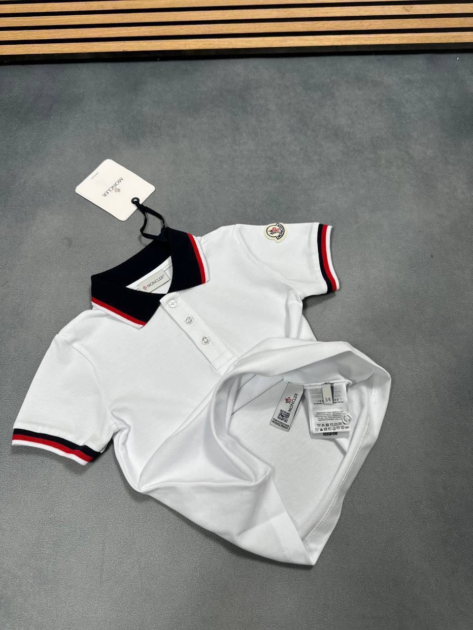 Moncler Enfant Brand Print Crewneck Stretch Cotton Navy Tricolor Trimmed Polo Shirts Mens in 2 Colors UK Reps AAA Quality