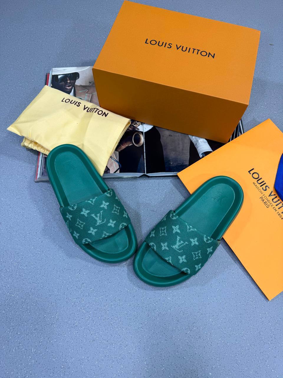 Louis Vuitton Waterfront Stylish Sliders Mens in Green Best Sale UK Reps AAA Quality
