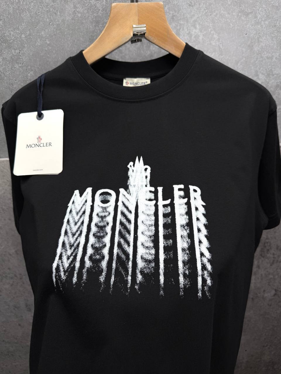 Moncler Faded Logo Cotton T-Shirts Mens in Multiple Colors UK Reps AAA Quality