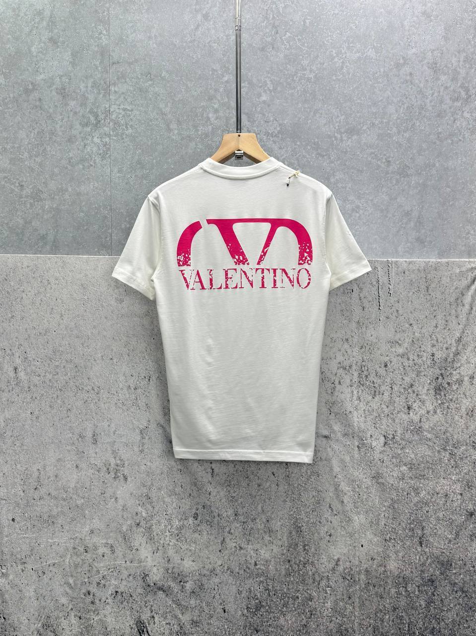 Valentino Embroidery And Vlogo Signature Print Cotton T-Shirts Mens in 2 Colors UK Reps AAA Quality