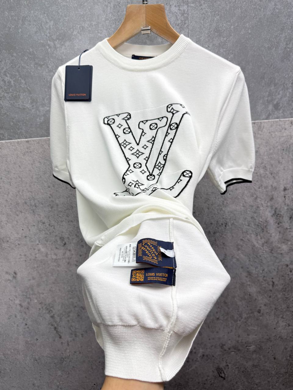 Louis Vuitton LV x NBA Print T-shirts Mens in 2 Colors UK Reps AAA Quality