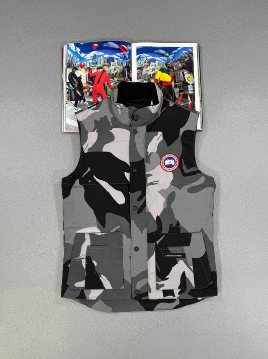 Canada Goose Freestyle Crew Camouflage Gilets Logo Patch Mens UK Reps AAA Quality