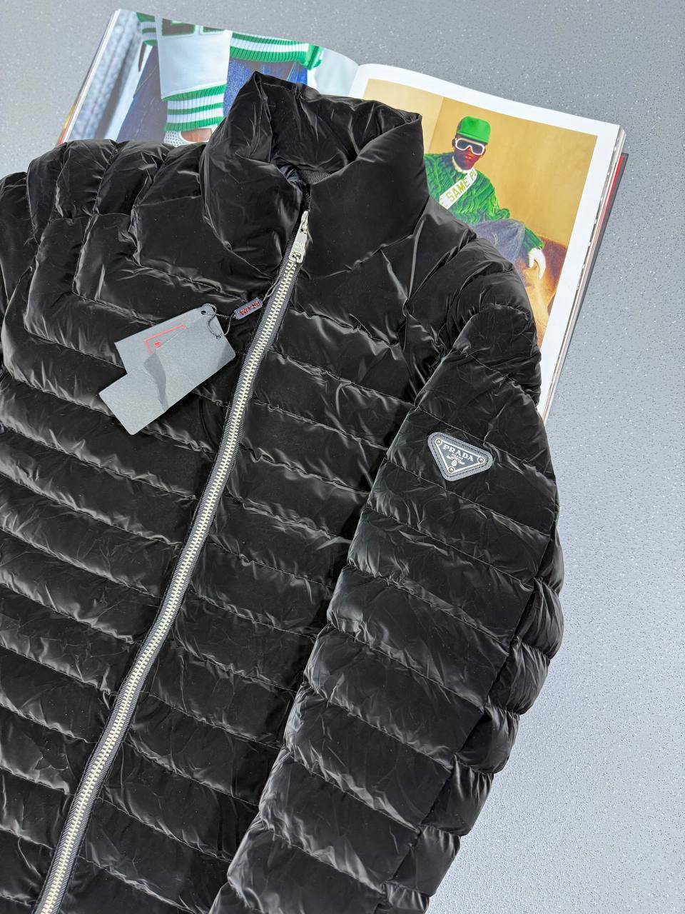 Prada Logo Padded Down Jacket in Black Mens Best Sale UK Reps AAA Quality