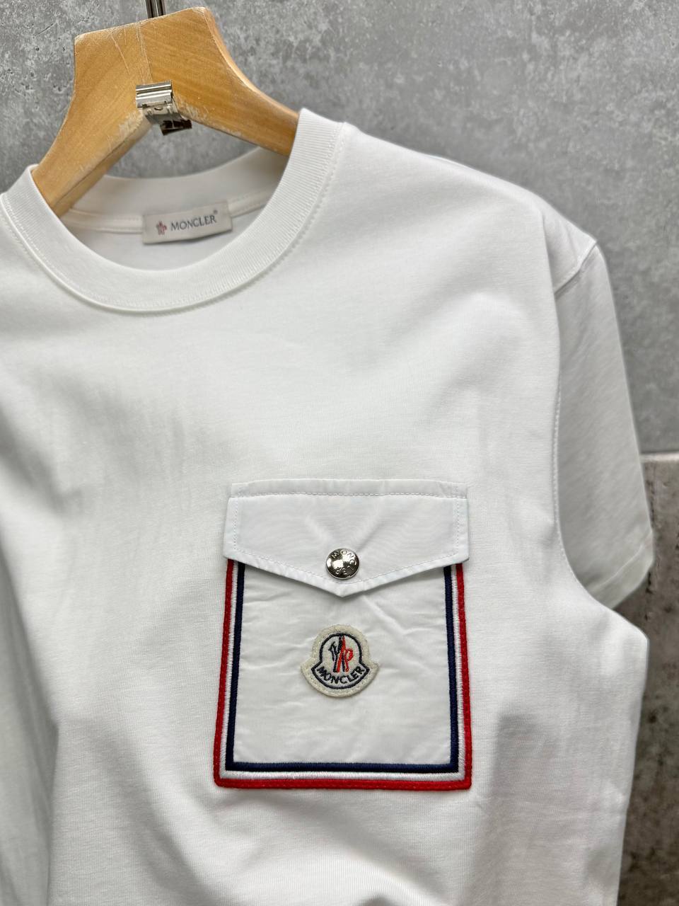 Moncler Maya Pocket Logo T-Shirt Mens in 2 Colors UK Reps AAA Quality
