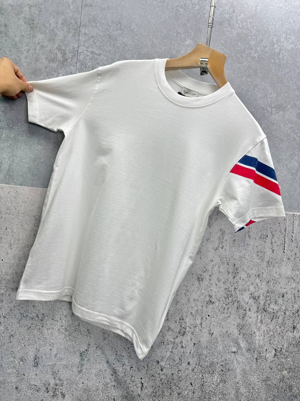 Moncler Tricolour Arm Stripe Logo Cotton T-shirts Mens in 2 Colors UK Reps AAA Quality
