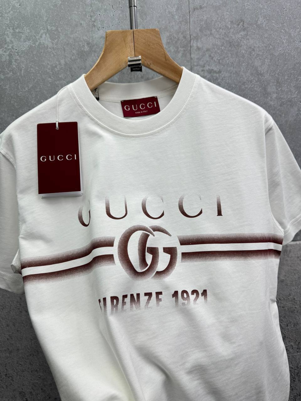 Gucci Interlocking Logo T-Shirt in Multiple Colors Mens UK Reps AAA Quality