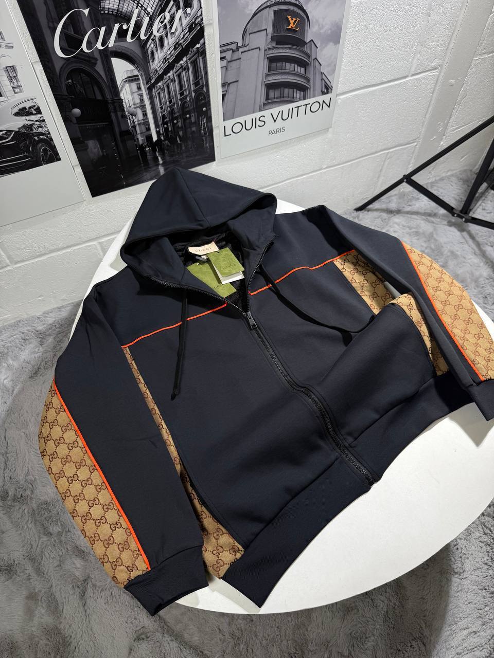 Gucci Black Logo-Panelled Zip Hoodie in Felted Cotton Mens in 2 Colors Best Sale UK Reps AAA Quality