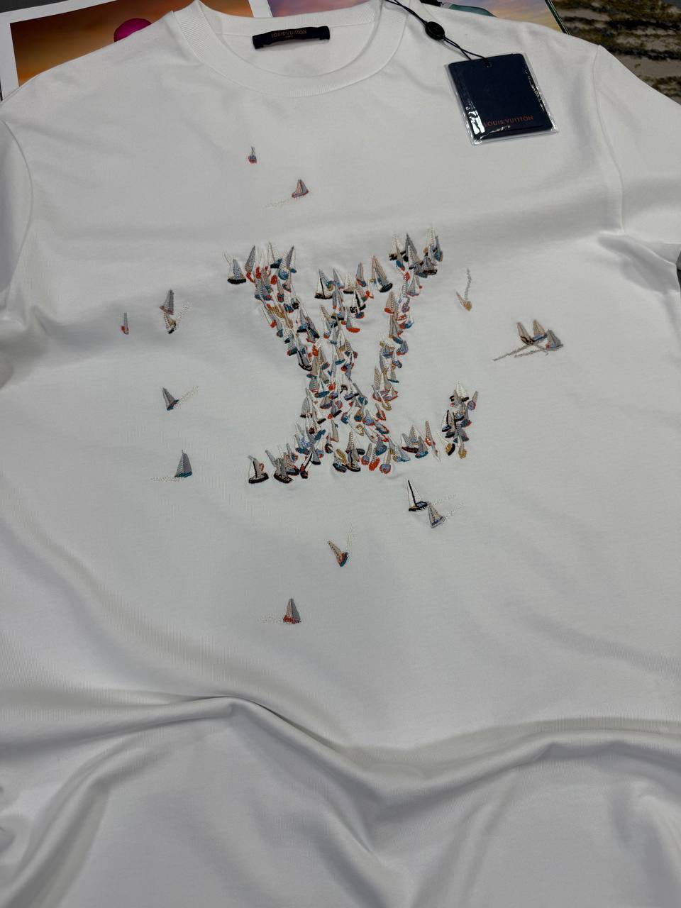 Louis Vuitton LV Early Autumn Series Motif T-Shirts Mens in Multiple UK Reps AAA Quality