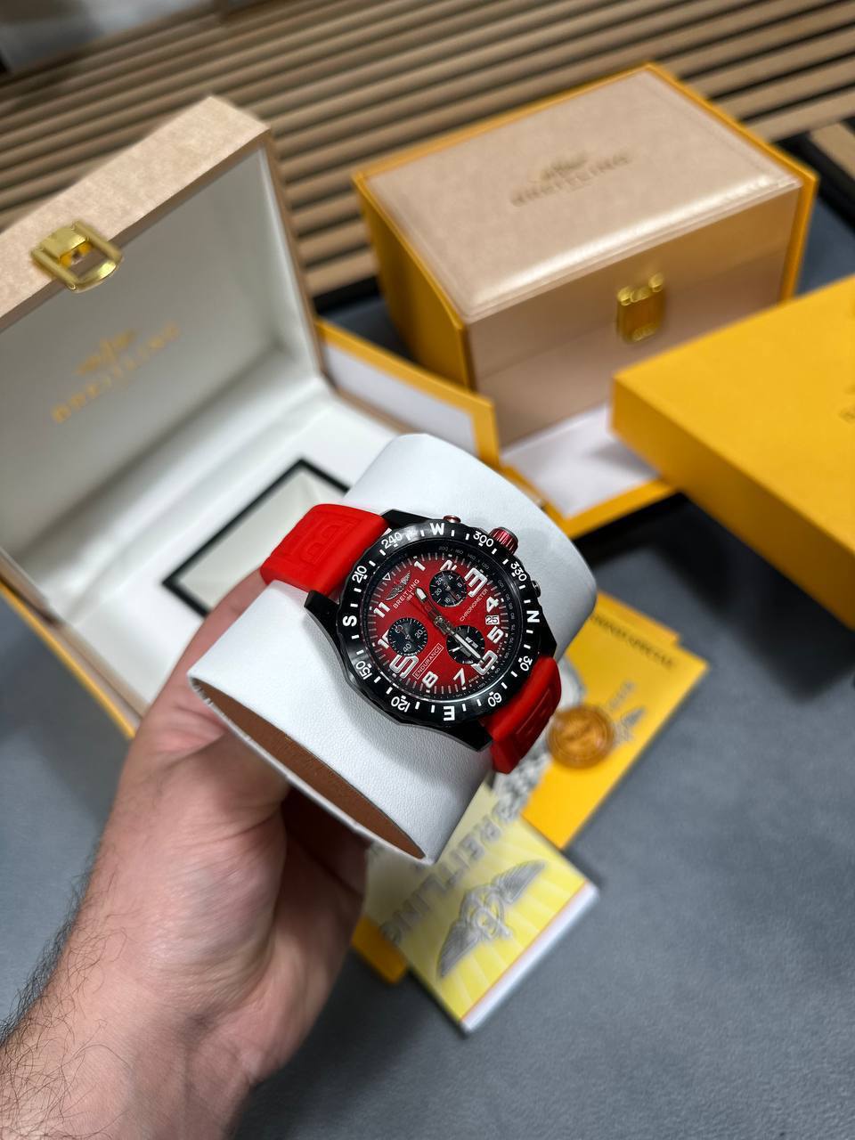 Breitling Endurance Pro with Rubber Strap in Different Colors Men's Watch