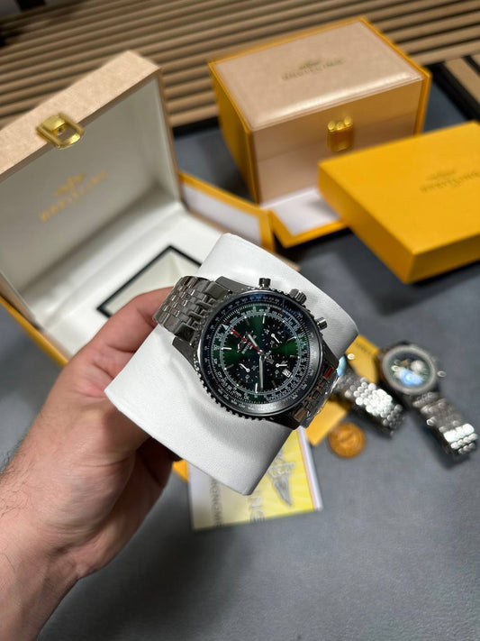 Breitling Navitimer B01 Chrono Green Dial Men's Watch