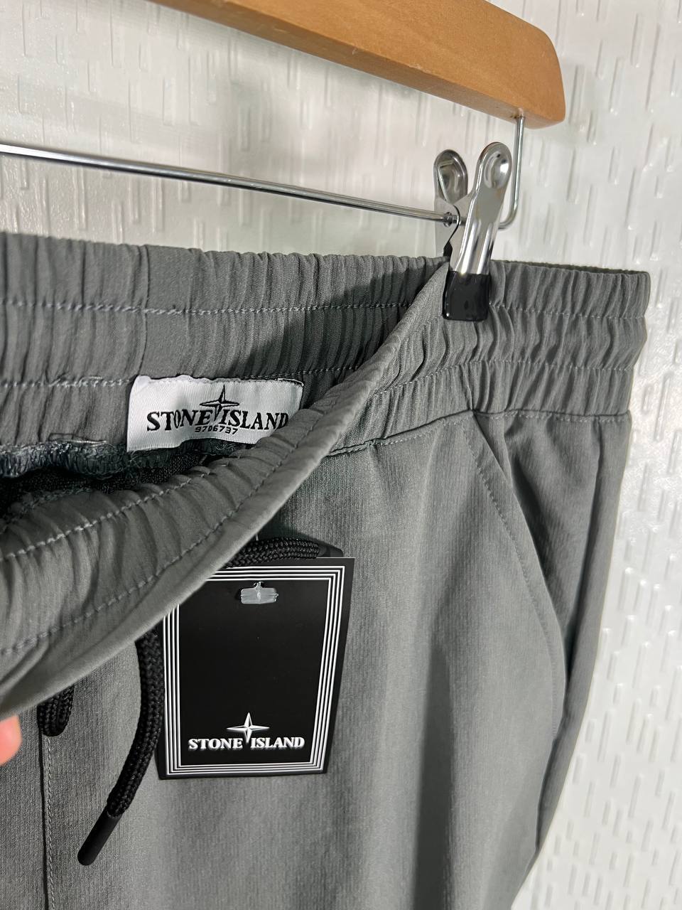 Stone Island Regular-Tapered-Fit Cargo with Zip Pockets Cargo Pants Mens in 2 Colors Best Sale UK Reps AAA Quality