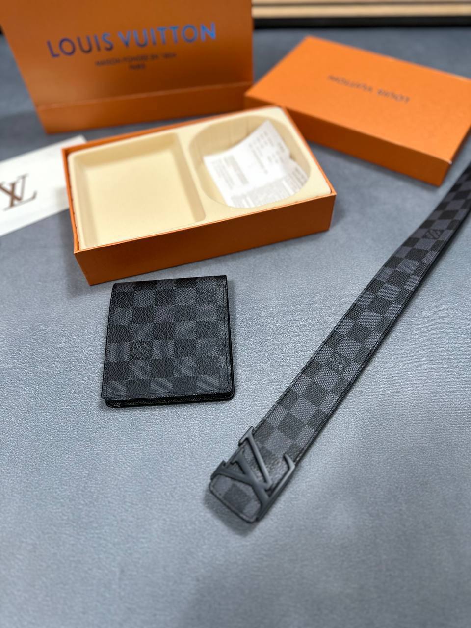 Louis Vuitton Wallets & Belts Sets Men's Different Buckle Color AAA Quality UK Reps