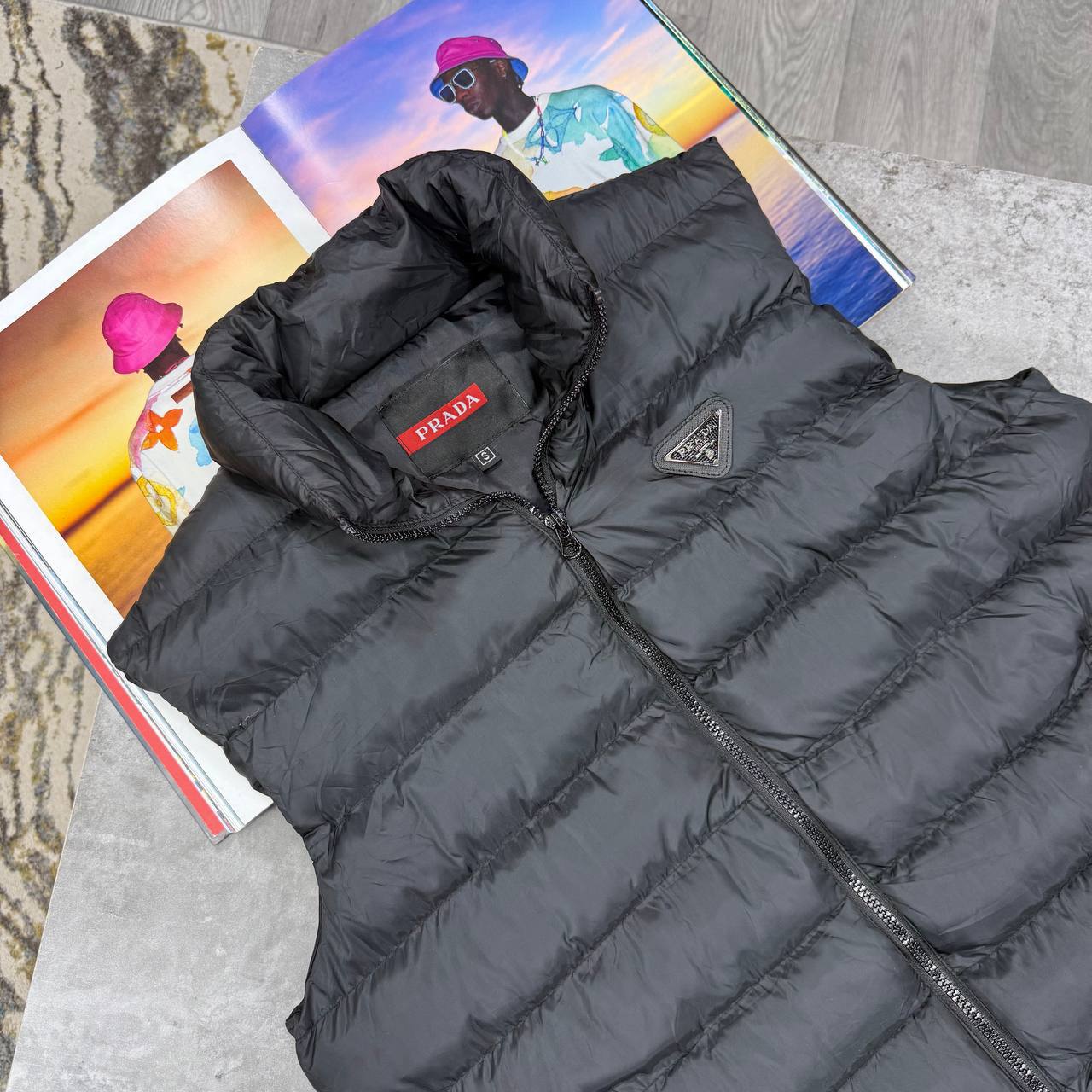 Prada Triangle Logo Re-Nylon Padded Mens Gilets in Black Color Best Sale UK Reps AAA Quality