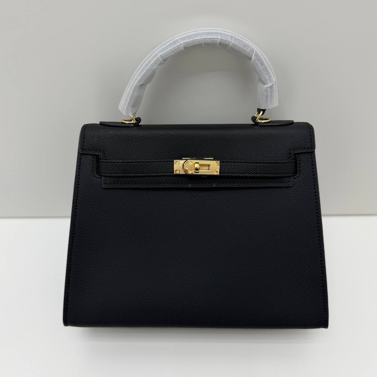Hermes Kelly Epsom Black Sellier Gold Hardware Womens Bag in Black Color Best Sale UK Reps AAA Quality