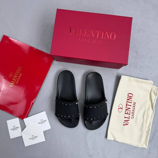 Valentino Garavani Summer Rockstud Rubber Sliders Mens UK Replica AAA Quality