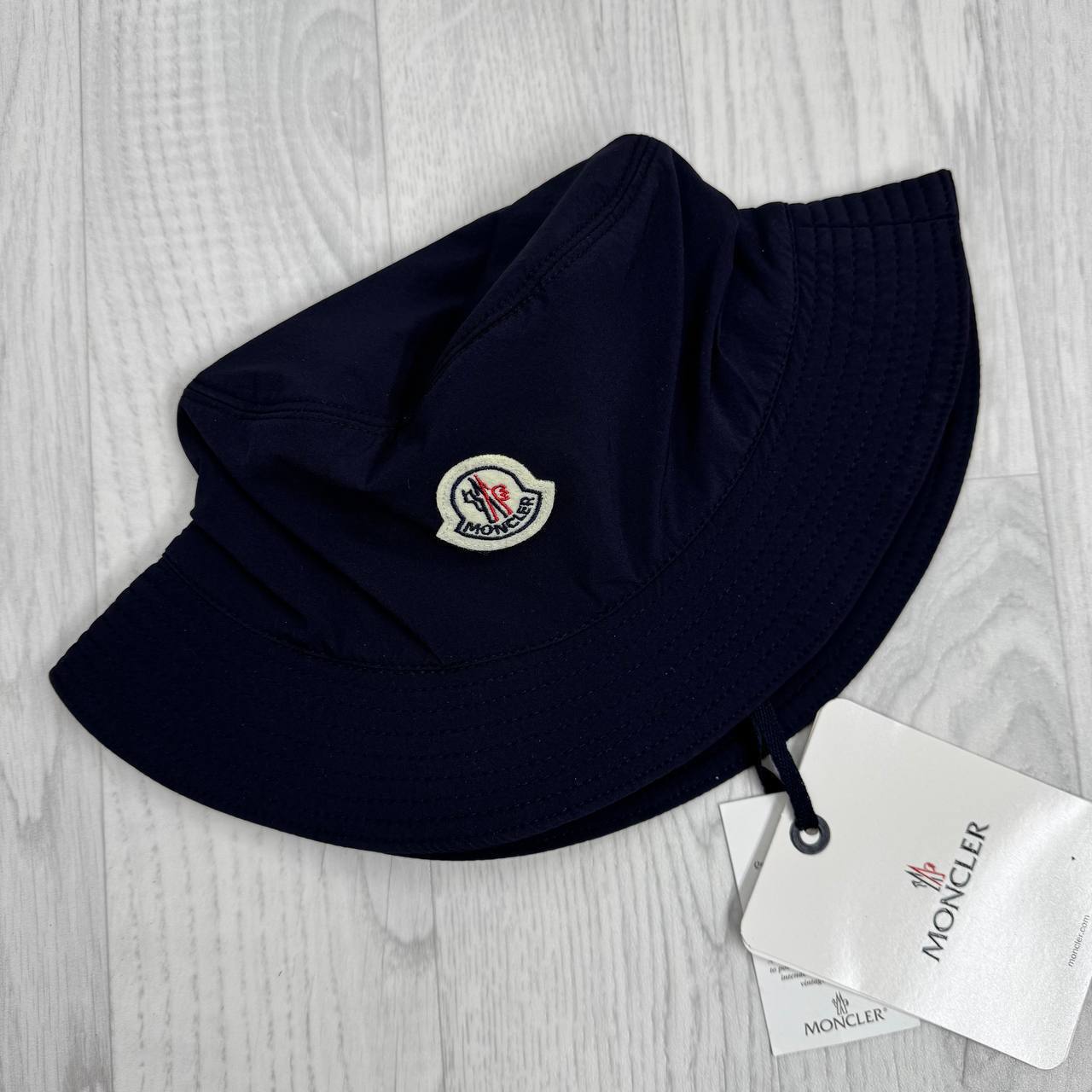 Moncler Logo Applique Nylon Bucket Hat Mens in Multiple Colors UK Replica AAA Quality