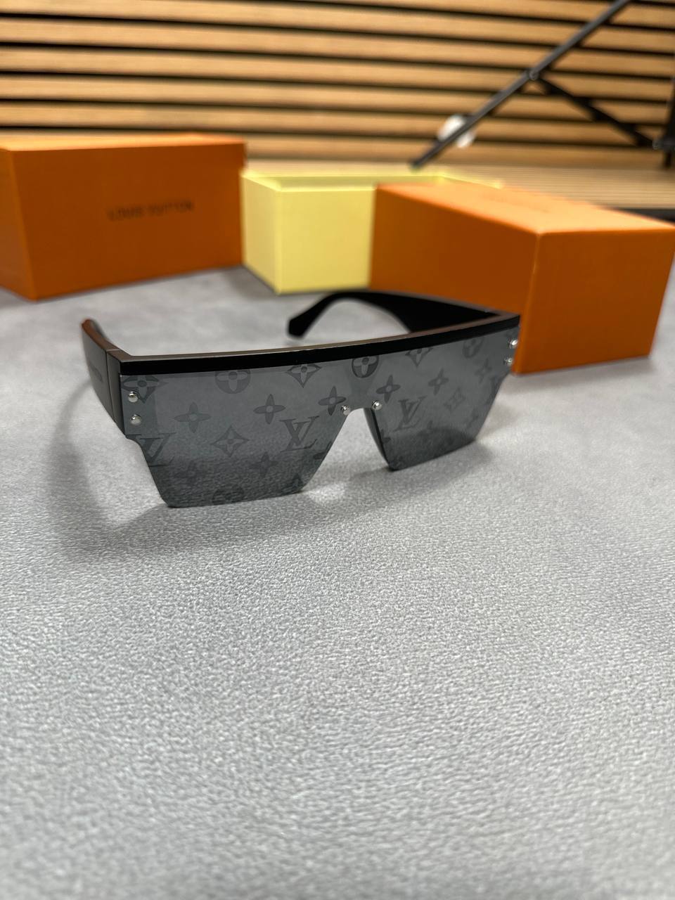 Louis Vuitton Monogram Oversized LV Waimea Sunglasses in 2 Colors AAA Quality UK Reps