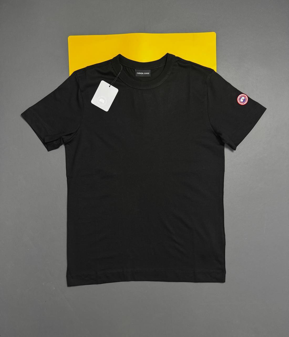 Canada Goose Fashion Short Sleeves T-shirts Mens with Logo in 2 Colors UK Reps AAA Quality
