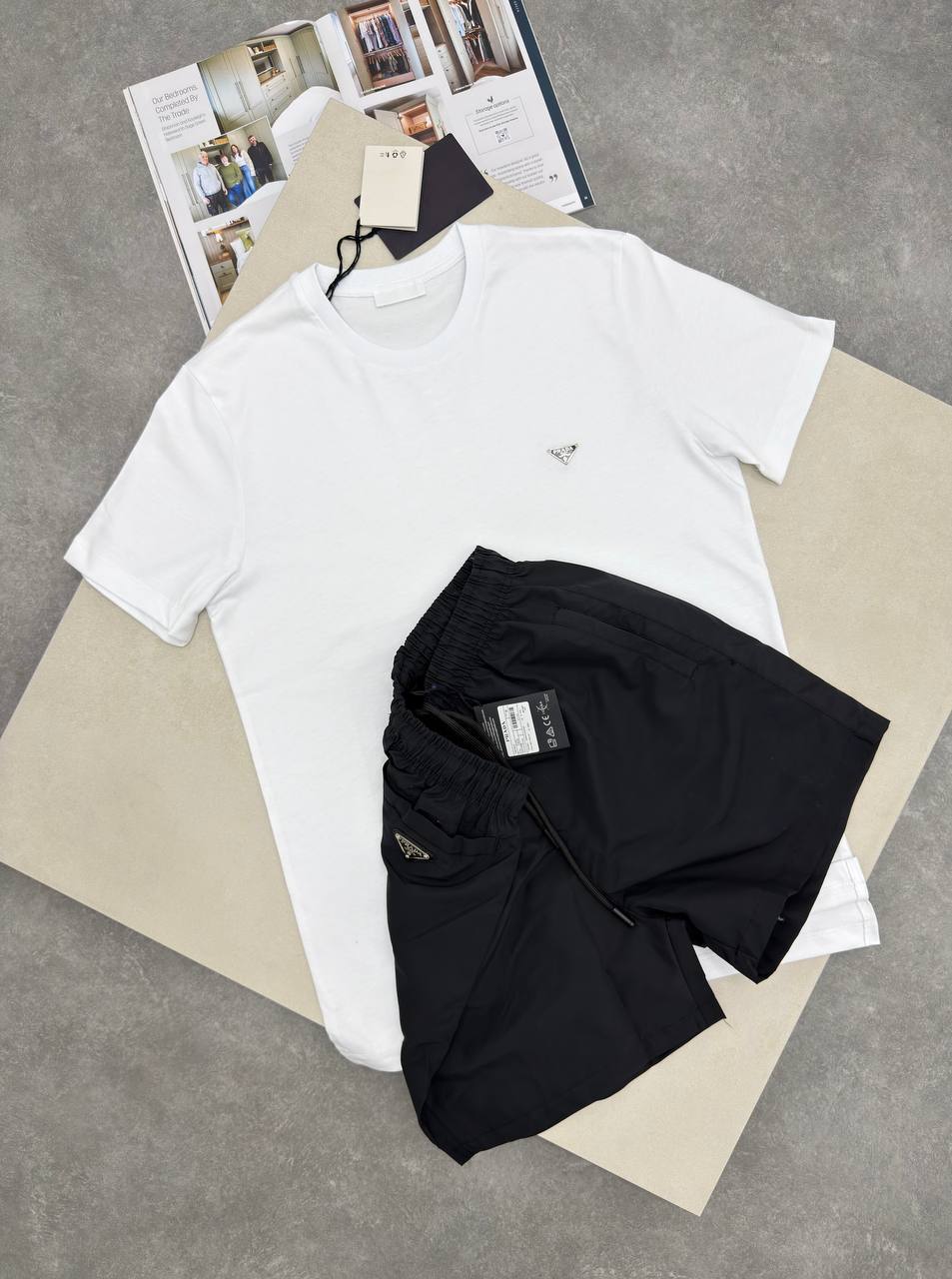 Prada Logo Short Sleeve T-Shirts & Shorts Set Mens UK Reps AAA Quality